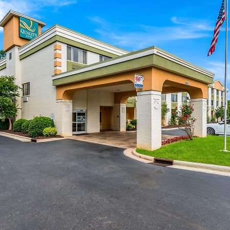Quality Inn Huntersville Near Lake Norman Zewnętrze zdjęcie