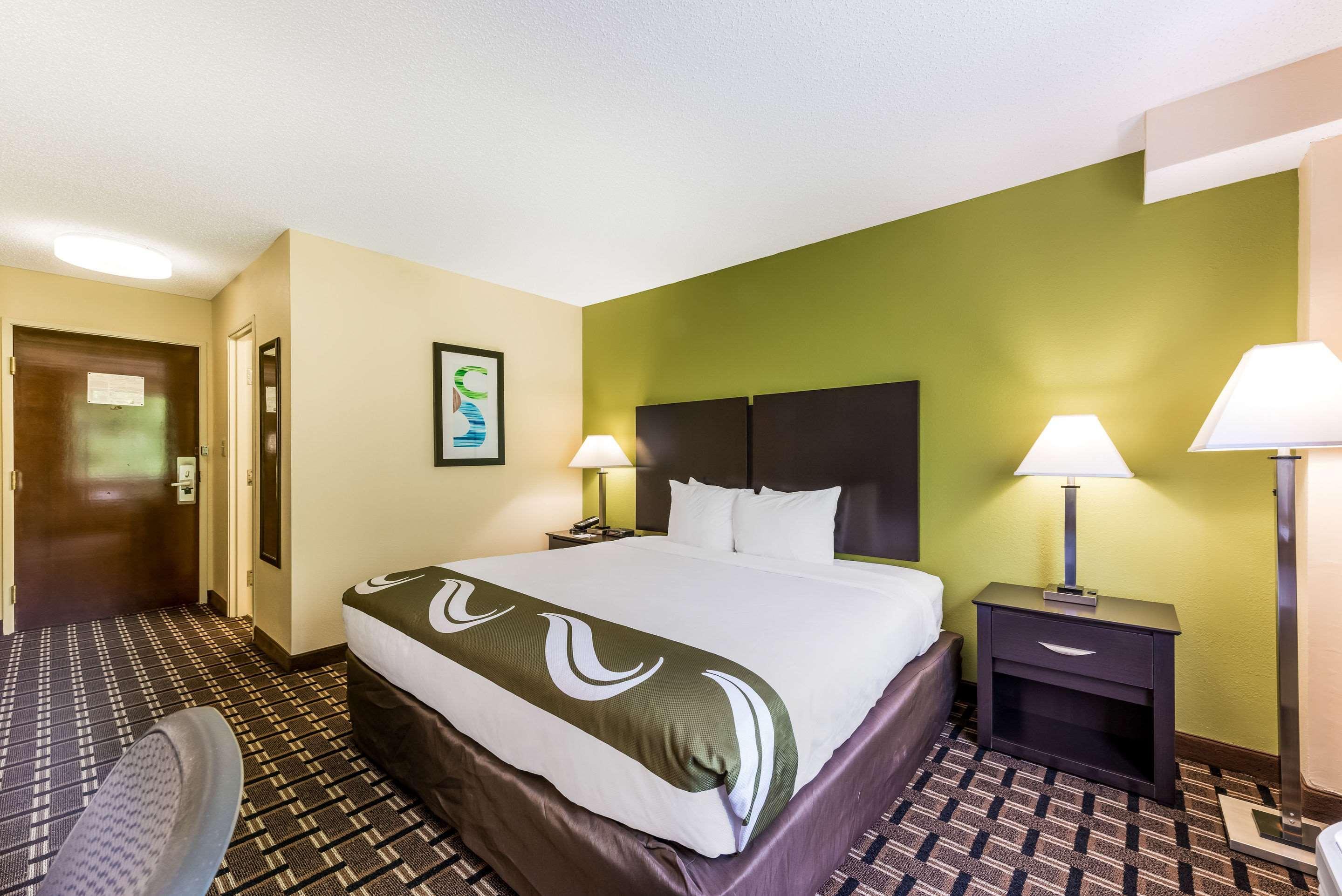 Quality Inn Huntersville Near Lake Norman Zewnętrze zdjęcie
