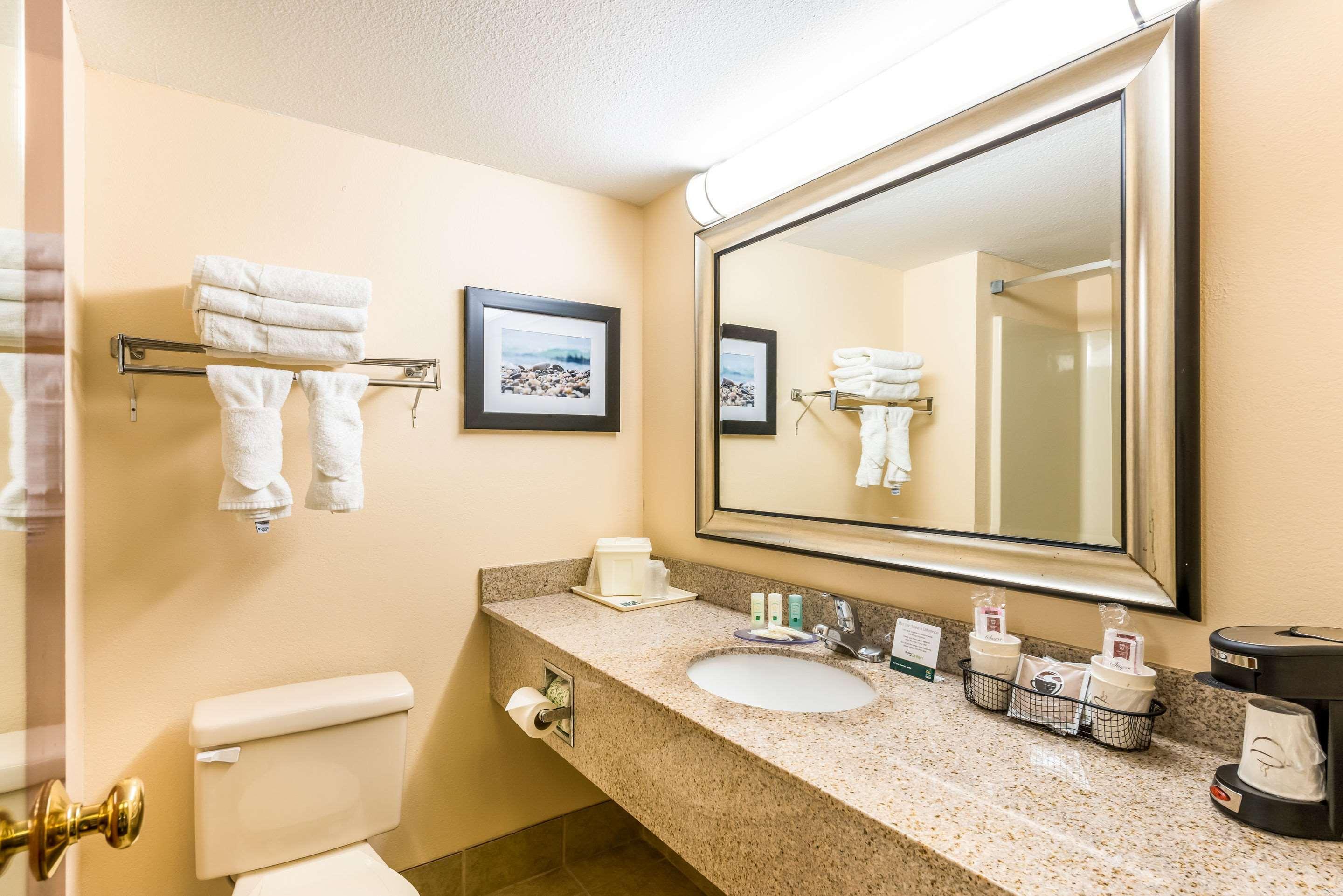 Quality Inn Huntersville Near Lake Norman Zewnętrze zdjęcie