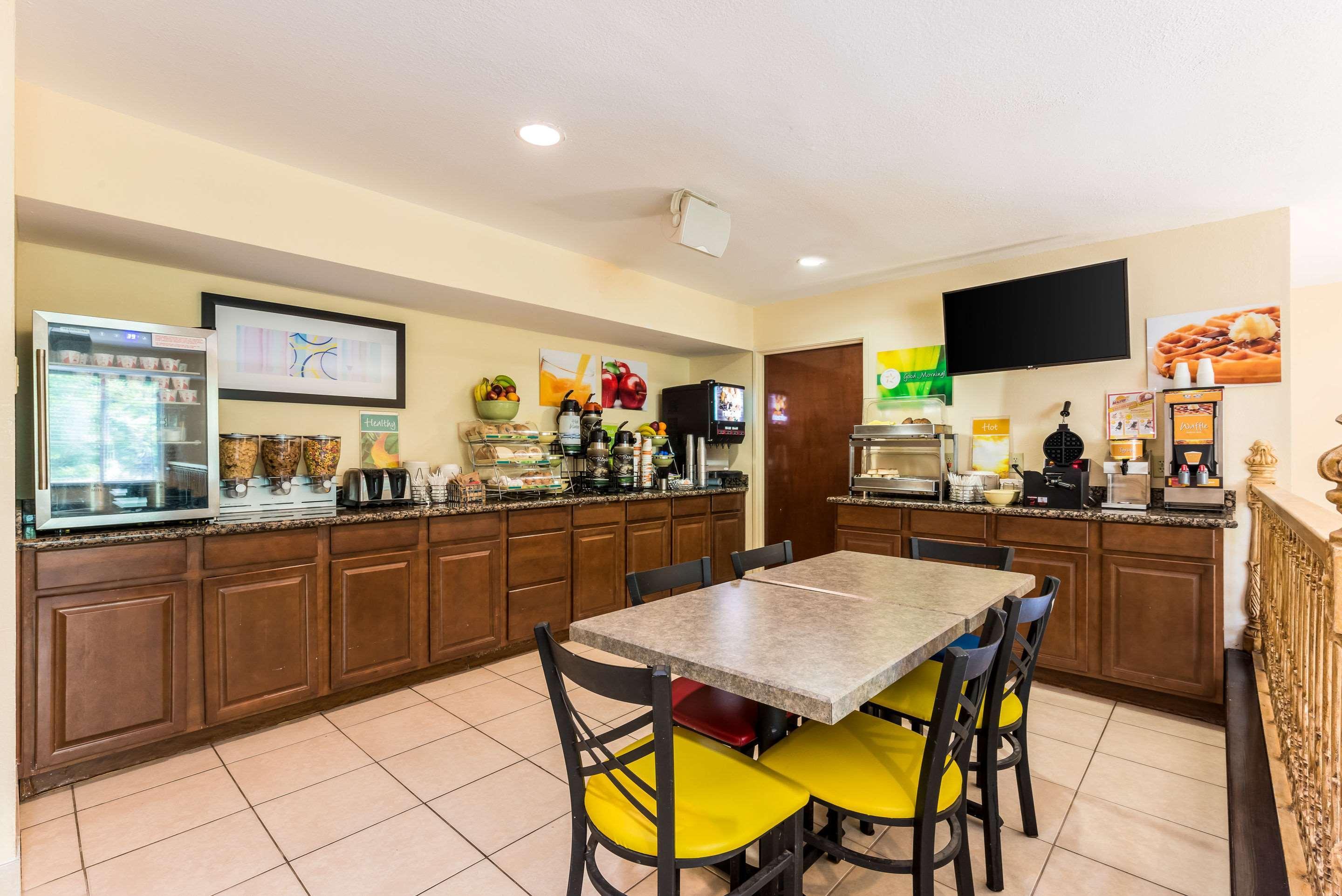 Quality Inn Huntersville Near Lake Norman Zewnętrze zdjęcie