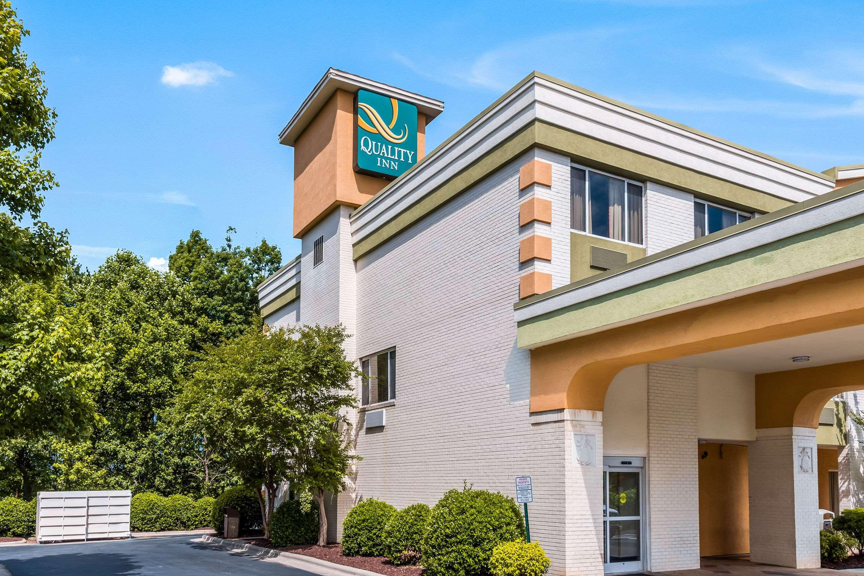 Quality Inn Huntersville Near Lake Norman Zewnętrze zdjęcie
