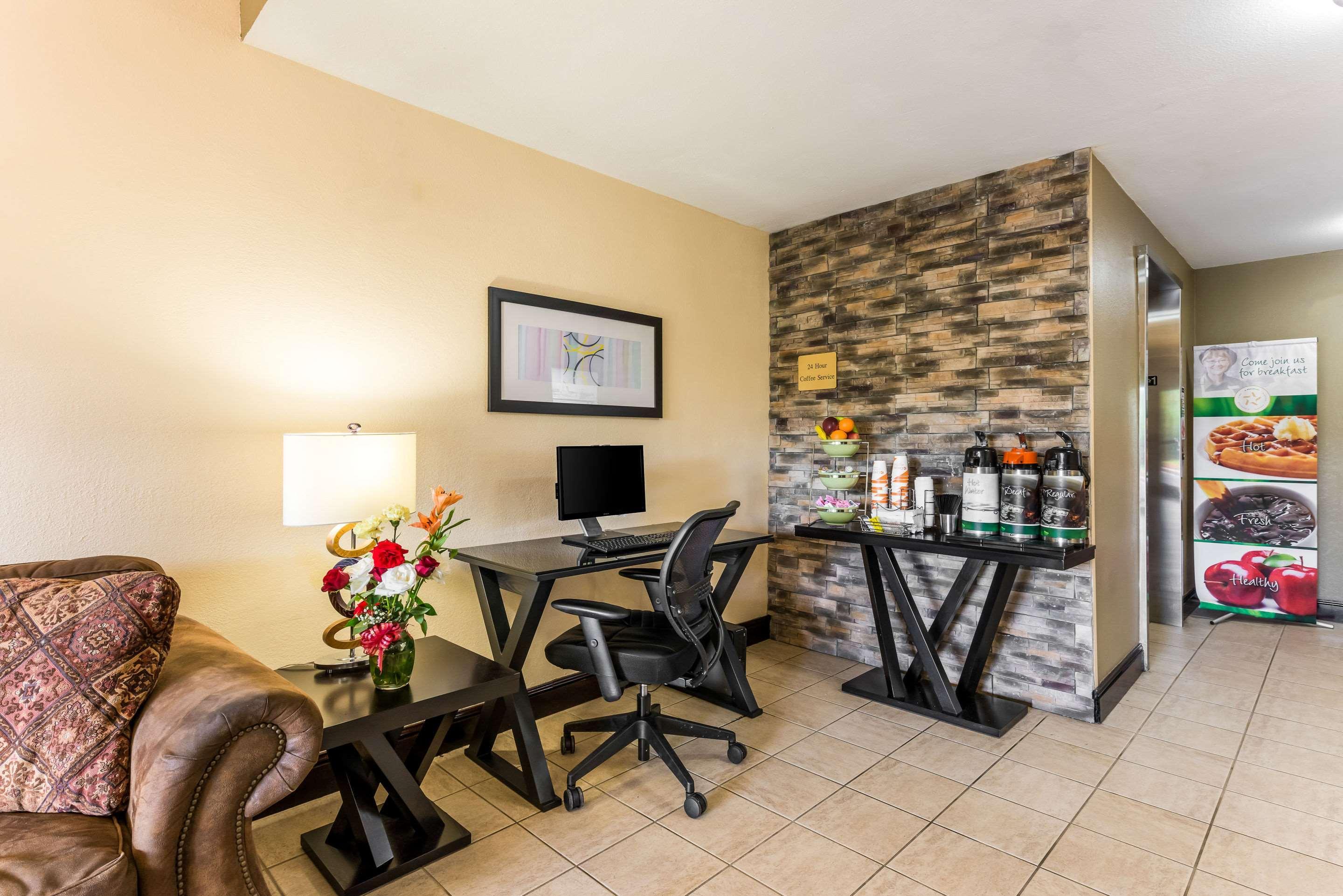 Quality Inn Huntersville Near Lake Norman Zewnętrze zdjęcie