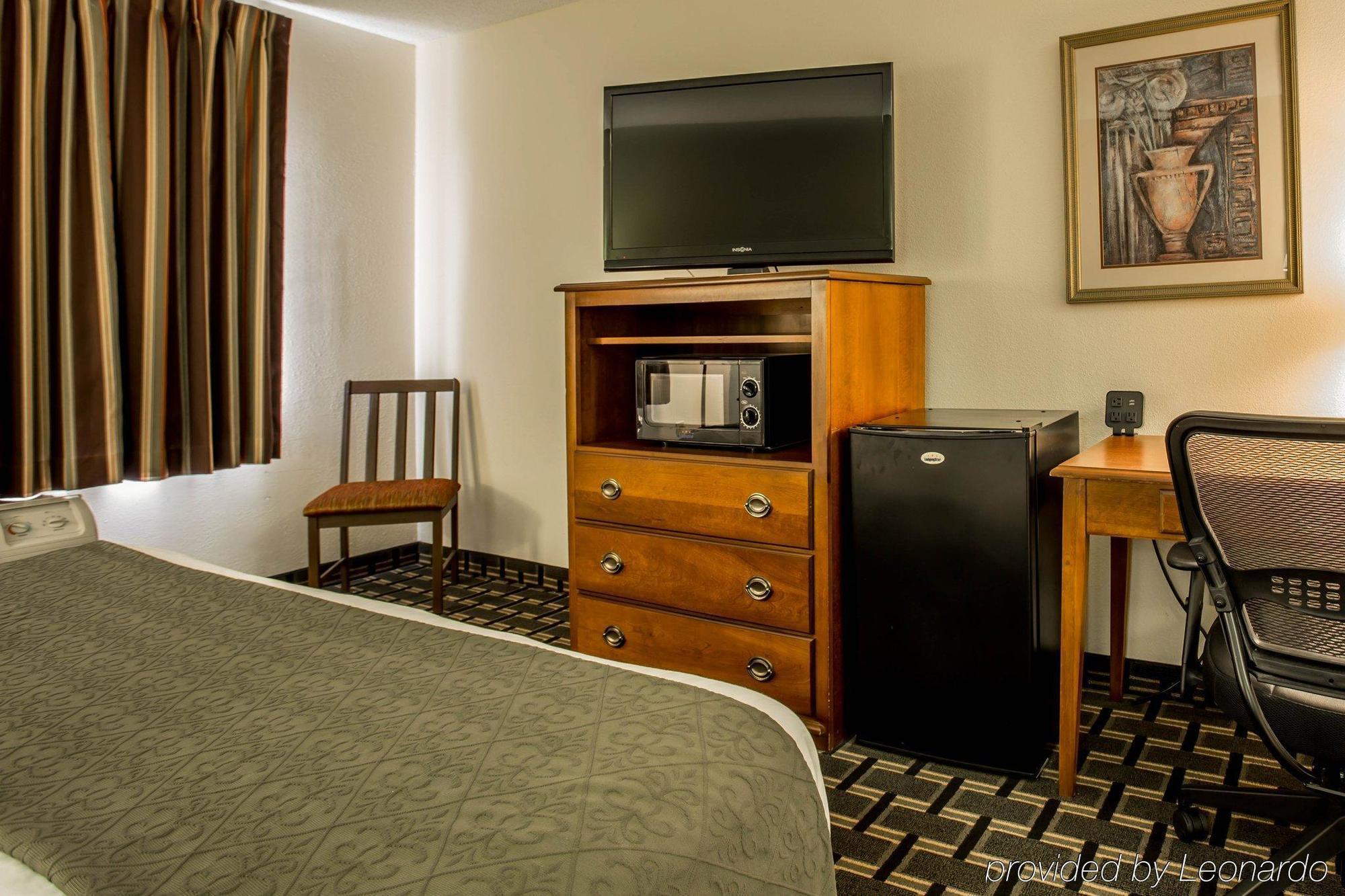 Quality Inn Huntersville Near Lake Norman Zewnętrze zdjęcie