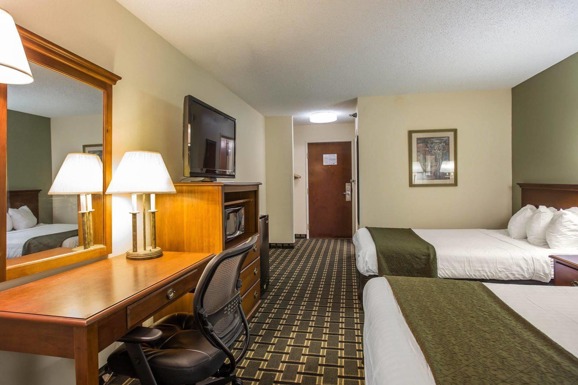 Quality Inn Huntersville Near Lake Norman Zewnętrze zdjęcie